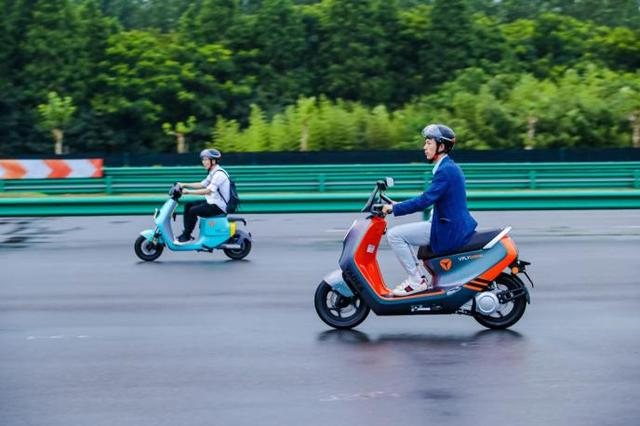 電動(dòng)車(chē)電池的正常壽命是多少？多久換一次最佳？答案來(lái)了！